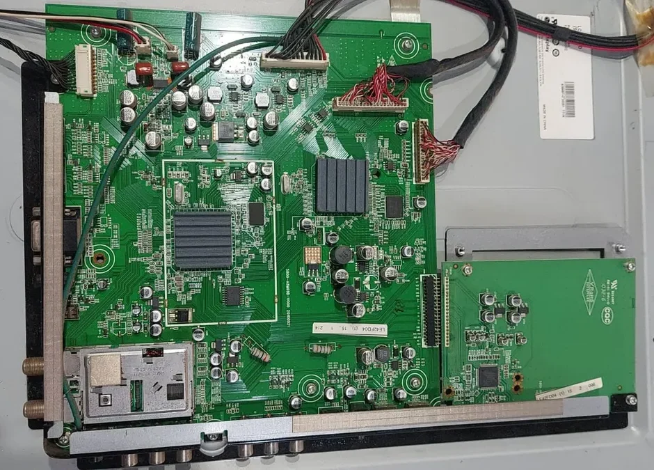 HITACHI CDH-LE42FD04